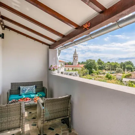 Lejlighed Bura By Interhome Krnica