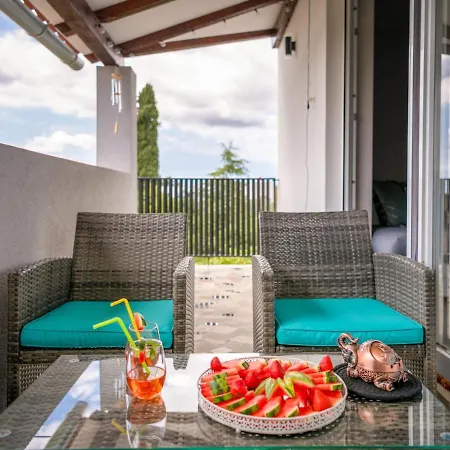 Apartment Bura By Interhome *